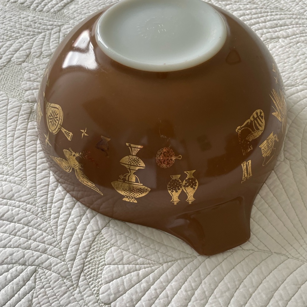Pyrex 444 4 Qt  Cinderella Bowl - Picture 9 of 10